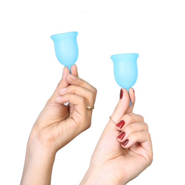 کاپ قاعدگی سایز کوچک رنگ سبز آبی